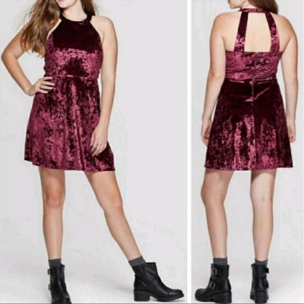 Xhilaration Velvet Halter Skater Dress Size M NWT